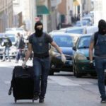 agagagagag-e1501982977470-300×350