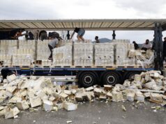 Strikes paralyze operations of 26 wine houses in France